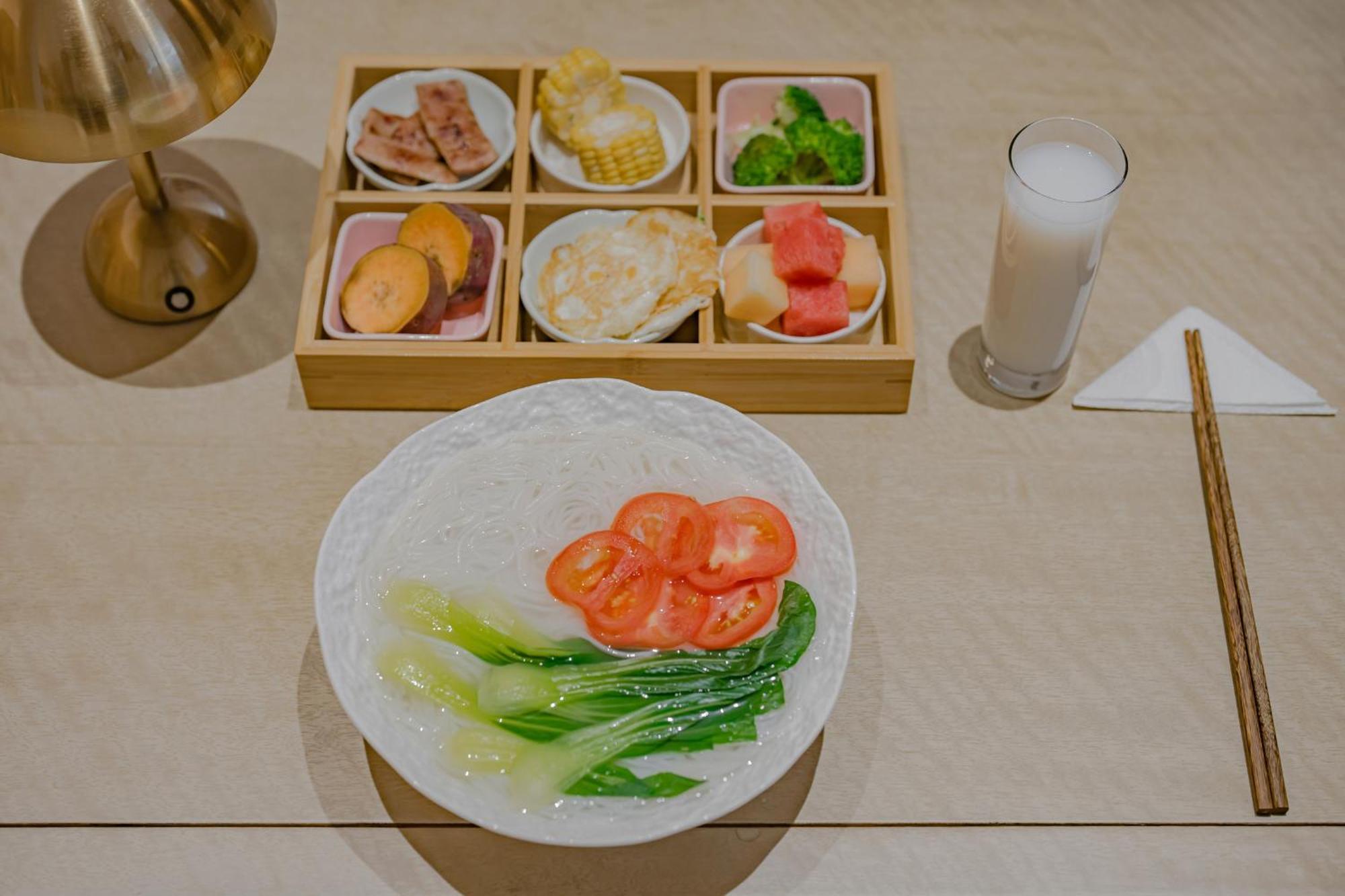 Dali Oriental Seaview Hotel -Dali Erhai エクステリア 写真
