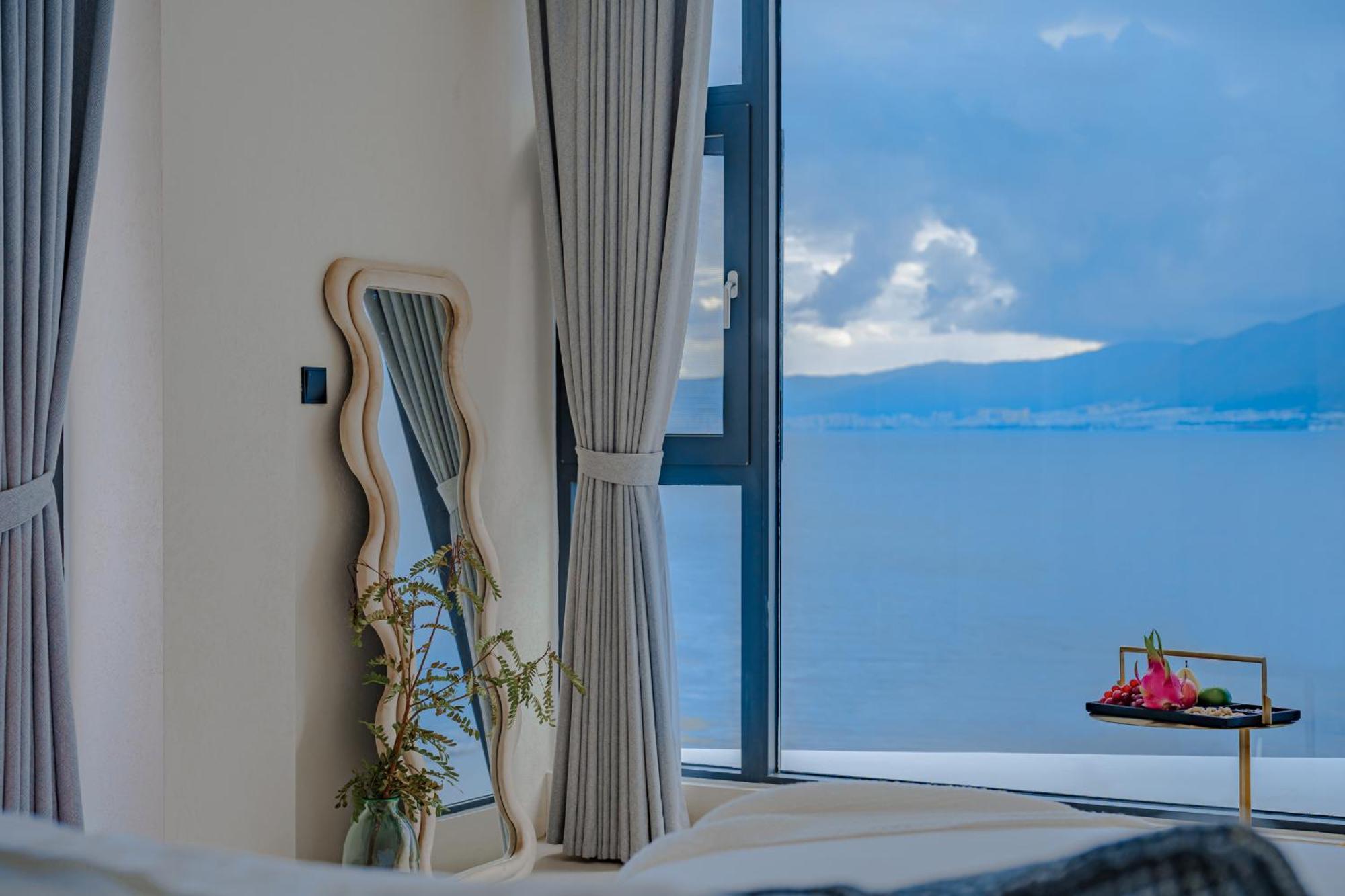 Dali Oriental Seaview Hotel -Dali Erhai エクステリア 写真